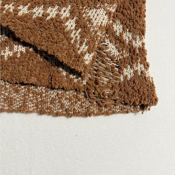 HYFVE size M Brown and Cream V-Neck Sweater - Picture 4 of 4